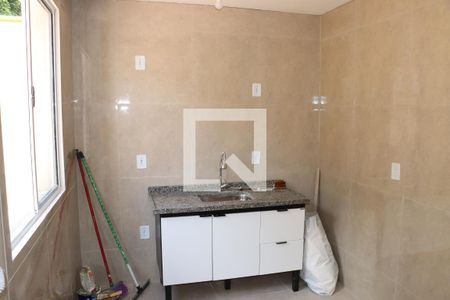 Casa para alugar com 2 quartos, 60m² em Parque Rizzo, Cotia