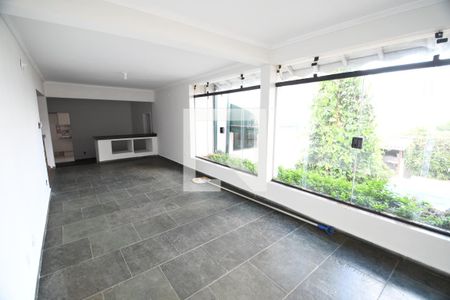 Sala 2 de casa para alugar com 3 quartos, 350m² em Chácara da Barra, Campinas