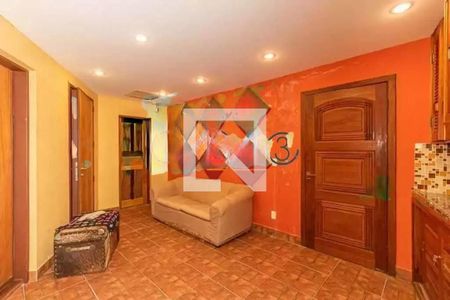 Casa à venda com 4 quartos, 450m² em Laranjeiras, Rio de Janeiro