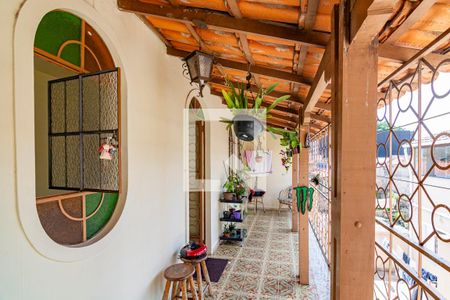 Edícula 1 de casa à venda com 4 quartos, 432m² em Carlos Prates, Belo Horizonte