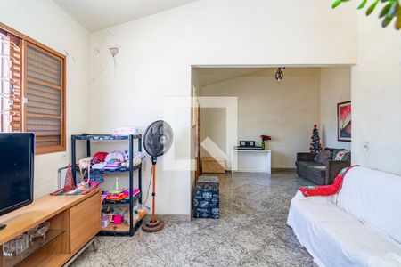 Sala 1 de casa à venda com 4 quartos, 432m² em Carlos Prates, Belo Horizonte