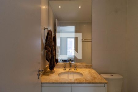 Banheiro de kitnet/studio para alugar com 1 quarto, 34m² em Barra Funda, São Paulo