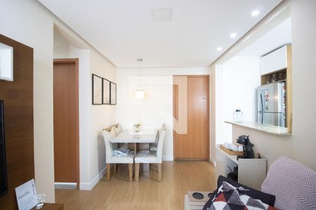 Sala de apartamento para alugar com 2 quartos, 52m² em Taquara, Rio de Janeiro
