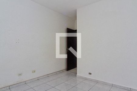 Casa para alugar com 3 quartos, 120m² em Vila Serralheiro, São Paulo