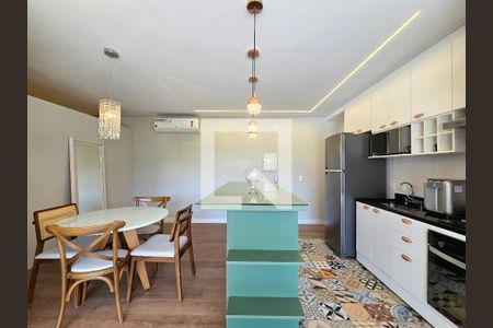 Sala/Cozinha de apartamento à venda com 2 quartos, 53m² em Vila Uberabinha, São Paulo