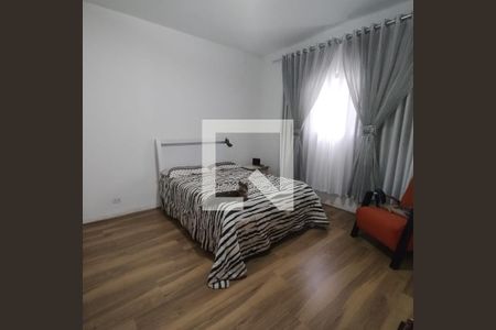 Casa à venda com 3 quartos, 160m² em Vila Brasilina, São Paulo