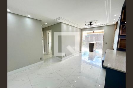 Sala de apartamento para alugar com 2 quartos, 68m² em Jardim Flor da Montanha, Guarulhos