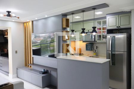 Sala  de apartamento para alugar com 2 quartos, 68m² em Jardim Flor da Montanha, Guarulhos