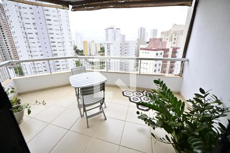 Apartamento para alugar com 3 quartos, 120m² em Setor Bela Vista, Goiânia