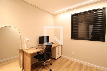 Quarto 1 de apartamento para alugar com 2 quartos, 51m² em Shopping Park, Uberlândia
