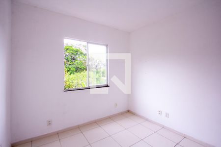 Quarto 2 de apartamento para alugar com 2 quartos, 54m² em Jardim Nova República, São Gonçalo