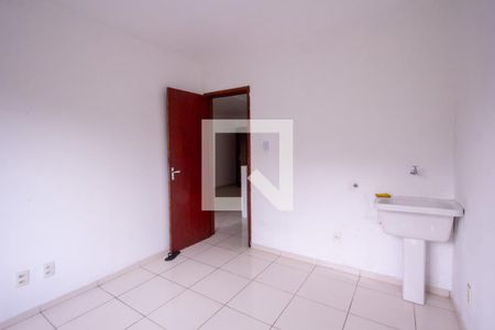Quarto 2 de apartamento para alugar com 2 quartos, 54m² em Jardim Nova República, São Gonçalo