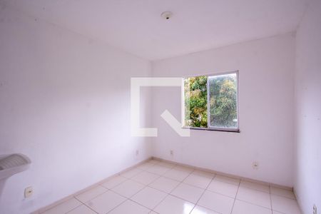 Quarto 2 de apartamento para alugar com 2 quartos, 54m² em Jardim Nova República, São Gonçalo