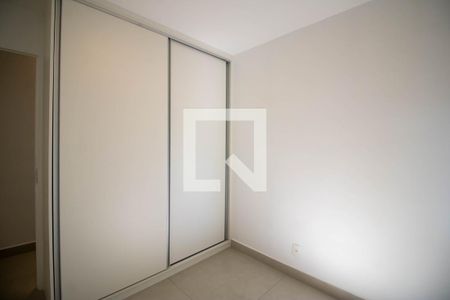 Quarto 1 de apartamento para alugar com 2 quartos, 51m² em Vila Suzana, São Paulo