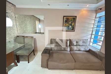 Sala de apartamento para alugar com 2 quartos, 50m² em Jardim Guilhermino, Guarulhos