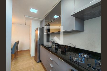 Cozinha e Área de Serviço de apartamento para alugar com 2 quartos, 47m² em São Francisco Xavier, Rio de Janeiro