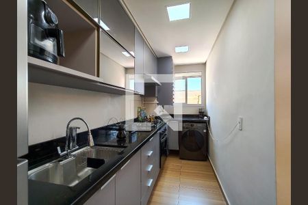 Cozinha e Área de Serviço de apartamento para alugar com 2 quartos, 47m² em São Francisco Xavier, Rio de Janeiro