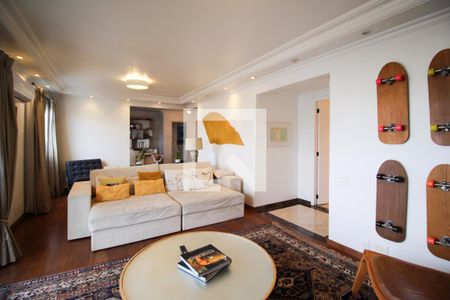 Sala de apartamento à venda com 3 quartos, 157m² em Moema, São Paulo