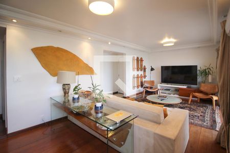 Sala de apartamento à venda com 3 quartos, 157m² em Moema, São Paulo