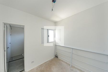 Suíte de casa à venda com 3 quartos, 77m² em Vila Uniao (zona Leste), São Paulo