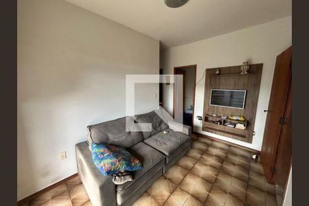 Casa à venda com 4 quartos, 241m² em Jardim Guanabara, Belo Horizonte