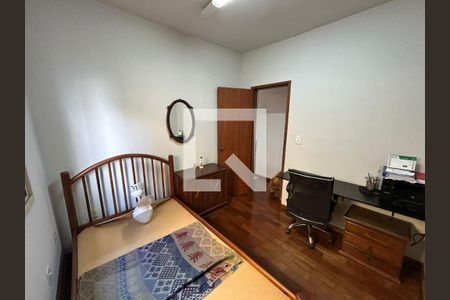 Casa à venda com 4 quartos, 241m² em Jardim Guanabara, Belo Horizonte