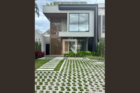 Casa à venda com 4 quartos, 350m² em Barra da Tijuca, Rio de Janeiro