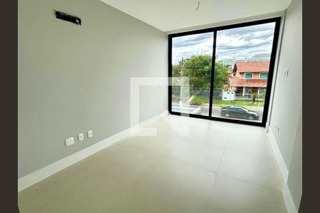 Casa à venda com 4 quartos, 350m² em Barra da Tijuca, Rio de Janeiro
