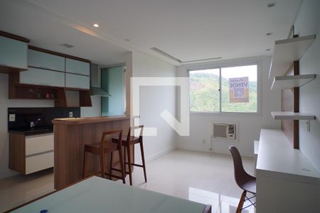 Sala de apartamento à venda com 1 quarto, 52m² em Jardim Carvalho, Porto Alegre