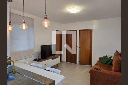 Sala de apartamento para alugar com 2 quartos, 55m² em Jardim Silvia, Guarulhos