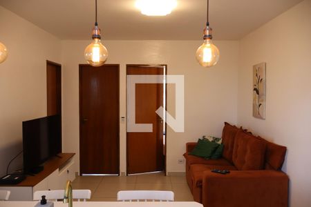 Sala de apartamento para alugar com 2 quartos, 55m² em Jardim Silvia, Guarulhos