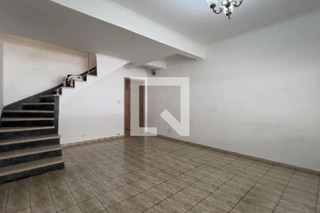 Sala de casa para alugar com 2 quartos, 126m² em Vila Rosalia, Guarulhos