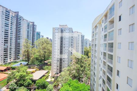Vista da Varanda da Sala de apartamento para alugar com 2 quartos, 68m² em Parque Reboucas, São Paulo