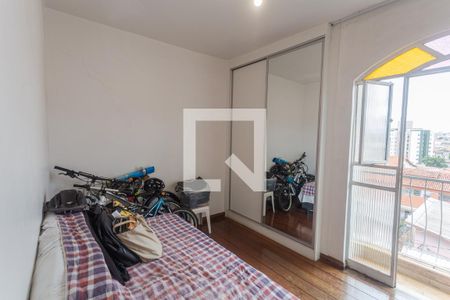 Quarto 1 de apartamento à venda com 4 quartos, 130m² em Sagrada Família, Belo Horizonte