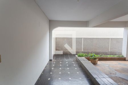 Hall de entrada de apartamento à venda com 4 quartos, 130m² em Sagrada Família, Belo Horizonte
