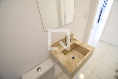 Banheiro de casa para alugar com 1 quarto, 30m² em Vila Itapura, Campinas