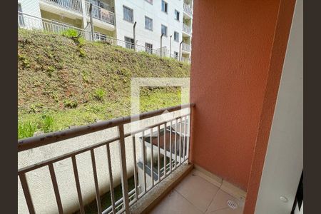 Varanda de apartamento para alugar com 2 quartos, 48m² em Lajeado, Cotia