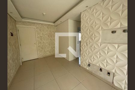 Sala de apartamento para alugar com 2 quartos, 48m² em Lajeado, Cotia