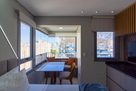 Quarto de kitnet/studio para alugar com 1 quarto, 20m² em Jardim das Acacias, São Paulo