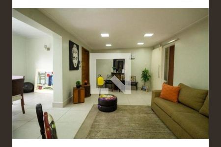 Casa à venda com 2 quartos, 190m² em Vila Monumento, São Paulo