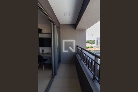 Varanda de kitnet/studio à venda com 1 quarto, 25m² em Jardim das Acacias, São Paulo