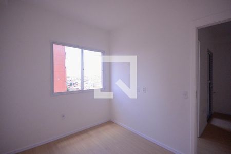 Quarto 1  de apartamento para alugar com 2 quartos, 23m² em Vila Santo Estefano, São Paulo