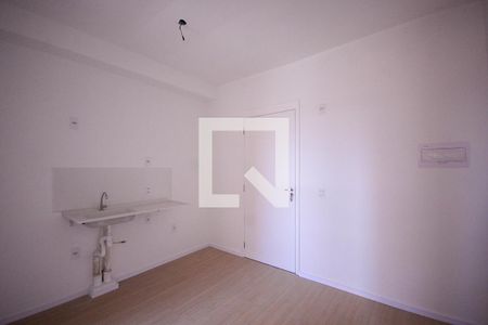 Sala/Cozinha   de apartamento para alugar com 2 quartos, 23m² em Vila Santo Estefano, São Paulo