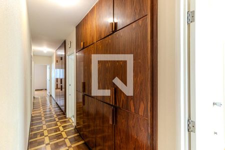 Corredor de apartamento para alugar com 4 quartos, 220m² em Santa Cecilia, São Paulo