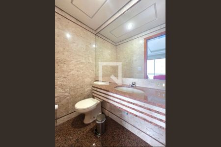 Lavabo  de apartamento para alugar com 4 quartos, 137m² em Lourdes, Belo Horizonte