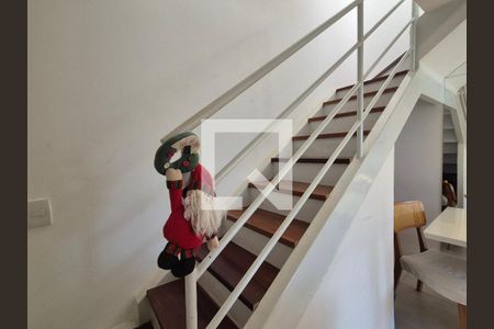 Escada  de apartamento para alugar com 3 quartos, 149m² em Recreio dos Bandeirantes, Rio de Janeiro