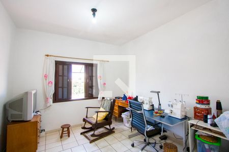 Quarto 2 de casa à venda com 3 quartos, 312m² em Cidade São Jorge, Santo André
