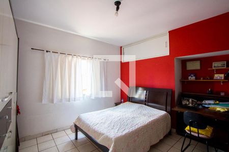 Quarto 1  de casa à venda com 3 quartos, 312m² em Cidade São Jorge, Santo André