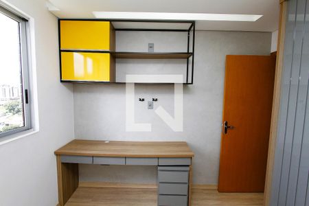 Quarto 1 de apartamento para alugar com 2 quartos, 57m² em Palmeiras, Belo Horizonte