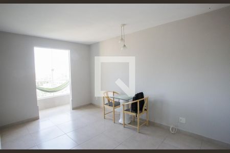 Sala de apartamento para alugar com 2 quartos, 60m² em Jacarepaguá, Rio de Janeiro